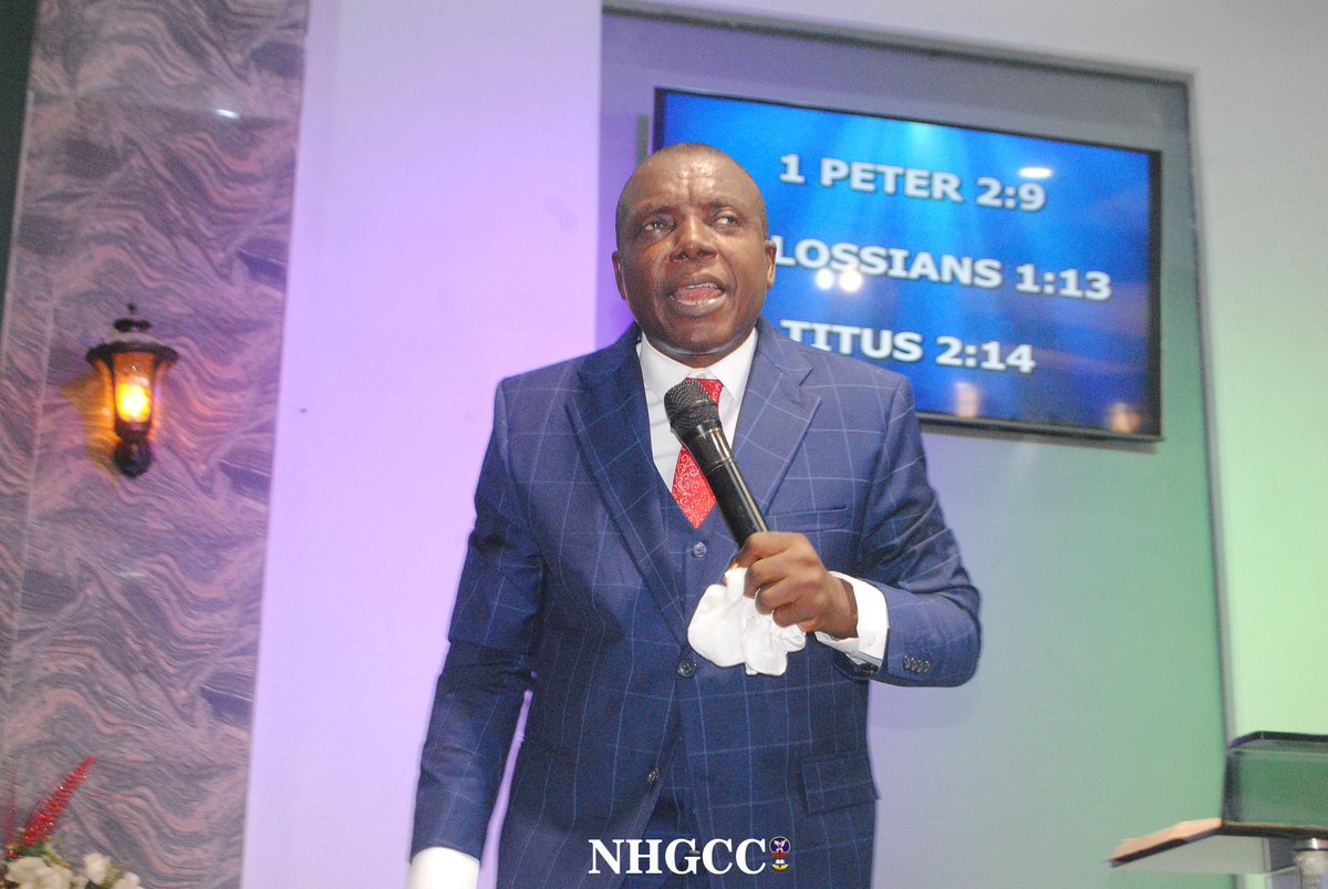 nhgccoshodi's tweet photo. COVENANT DAY OF CORONATION AND DOMINION
WHAT IS CORONATION?
*A ceremony at which a crown is formally put on the head of a new king or queen.
#SundayService
#TheWordOfGod
#MonthofJuly
#monthofperfection
#enthronementservice
#bishopuchennaifejilika
#nhgcconline https://t.co/9JaseurckV