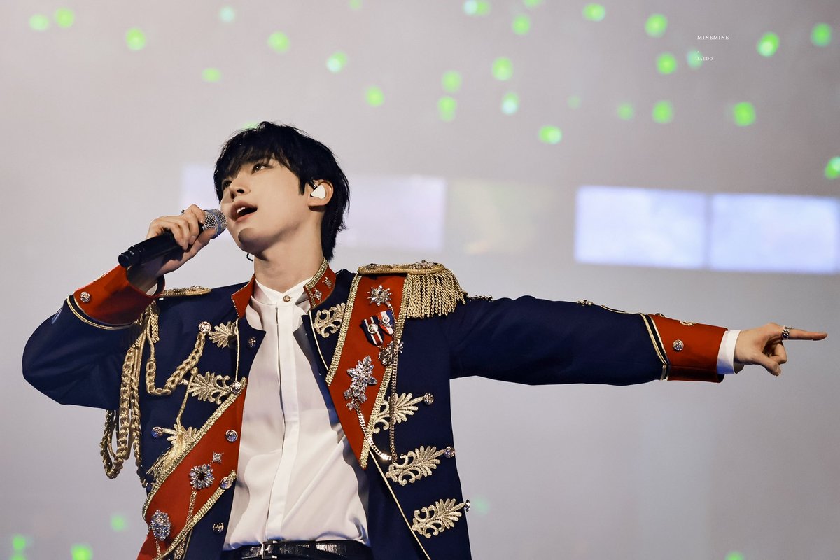 kdyfiles's tweet photo. prince doyoung singing https://t.co/whSryEZd98