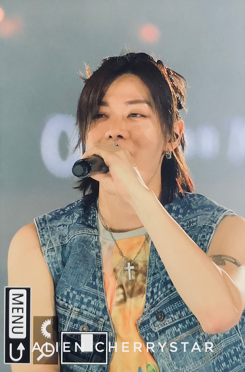 【230716】

🤩

#NCT127 #YUTA #유타 #中本悠太 #ユウタ #NCT #YUTAxLouisVuitton #LouisVuittonxYUTA