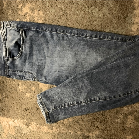 So good I had to share! Check out all the items I'm loving on <a href="/Poshmarkapp/">Poshmark</a> from @vivaLayase #poshmark #fashion #style #shopmycloset #mossimo #mossimosupplyco #torrid: posh.mk/OC9l50WItBb