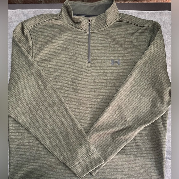 Deb1theonly1's tweet photo. So good I had to share! Check out all the items I'm loving on @Poshmarkapp #poshmark #fashion #style #shopmycloset #slny #calvinklein #underarmour: https://t.co/k7DcKksMOJ https://t.co/0CTlCvpzpN