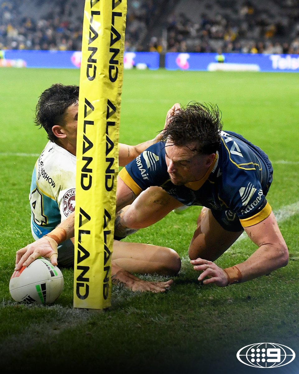 NRLonNine's tweet photo. That's why he's the king! 👑

#9WWOS #NRL https://t.co/9iOf00Jbnc