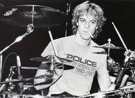 Happy 71st Birthday to the legendary drummer for #ThePolice #StewartCopeland 🎉
