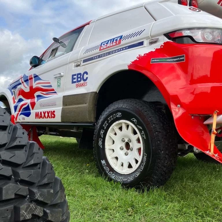 Enjoying a great day at The Sherbourne Classic & Super Car Festival 2023.
Lots of interest in the car &  weather is behaving.
#classiccars #supercar #offroad #femalecrew #dakarrally #Dorset #Sherbourne #maxxistyres 
@maxxis_tyres @ebcbrakesofficial @dorset_spotlight @dorset_echo