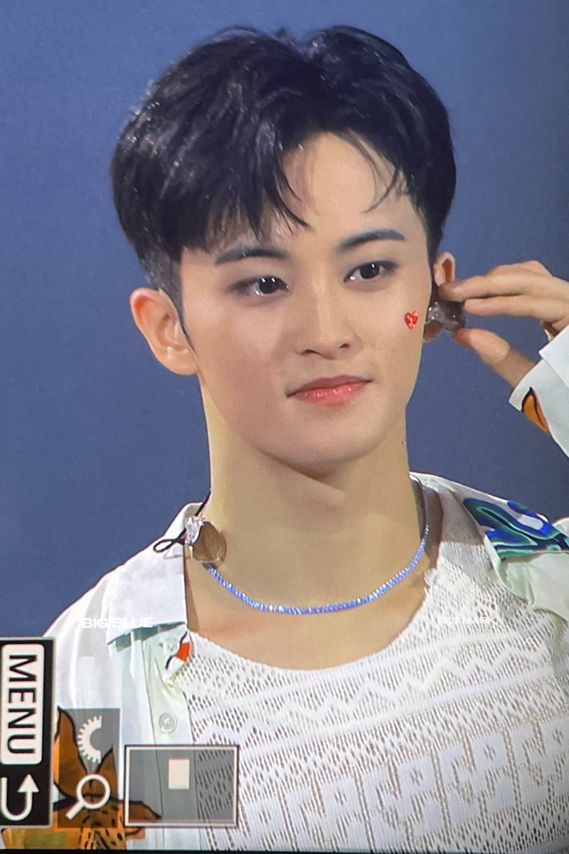 bigbluemark82's tweet photo. 230716 #마크 #MARK #MARKLEE #NCT #NCTDREAM #NCT127 #마버블 #마크버블 https://t.co/V9gOrBymu1