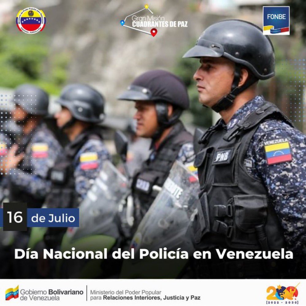 CeballosIchaso1's tweet photo. Que la Virgen del Carmen nos proteja hoy día de nuestra admirada Policía, y brinden fuerza y el valor a quienes con lealtad y compromiso diario renuevan la esperanza y combaten las vulnerabilidades, riesgos y amenazas, en la construcción de la Paz y la convivencia solidaria. https://t.co/DNskuI5Chn