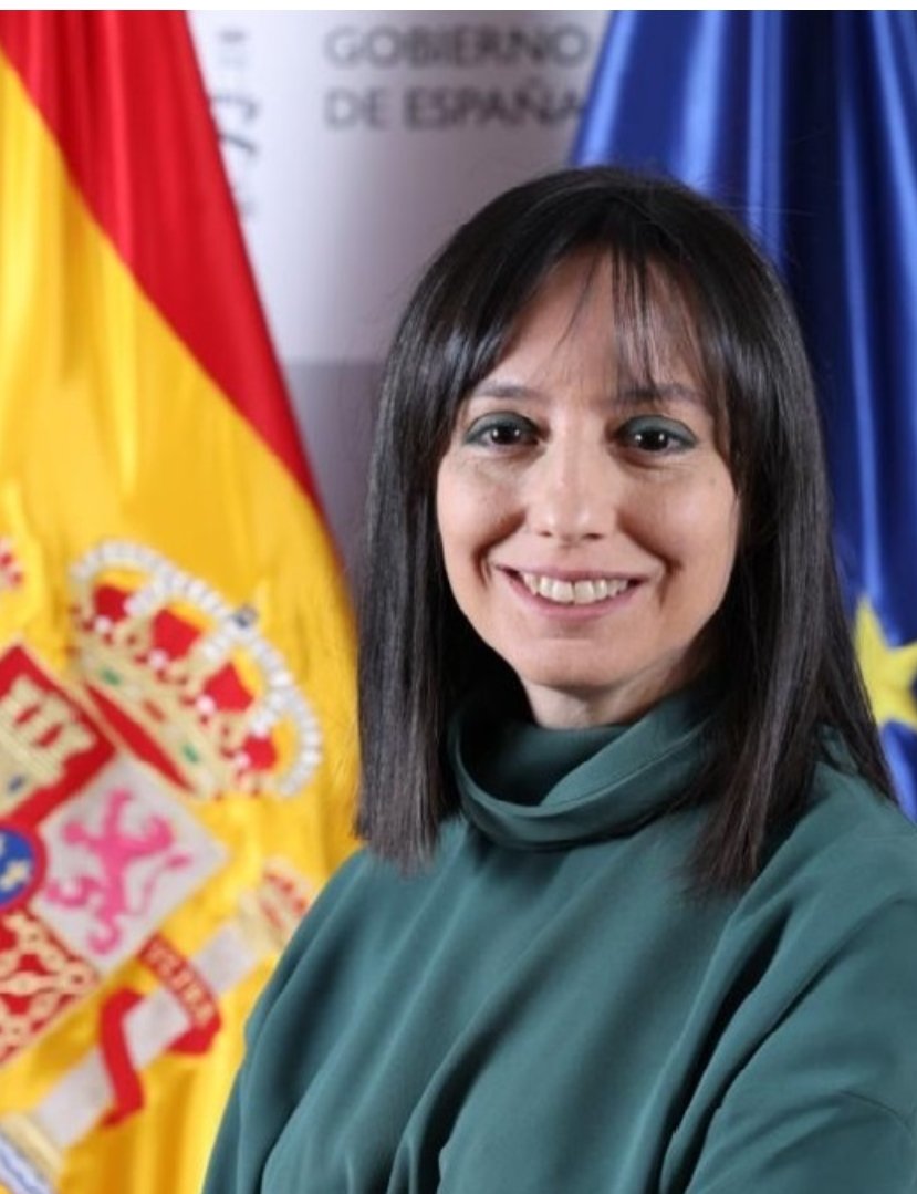 UnionOficiales's tweet photo. 📣 Necesitamos un director/a en @guardiacivil :
➡️ Que dé la cara cada vez que intenten pegar un pellizco a las competencias del Cuerpo, 
➡️ Que actúe con firmeza frente a los actos que deterioran la honorabilidad e imagen de la Guardia Civil.
¿Es mucho pedir?🤷 https://t.co/BjmAojYler