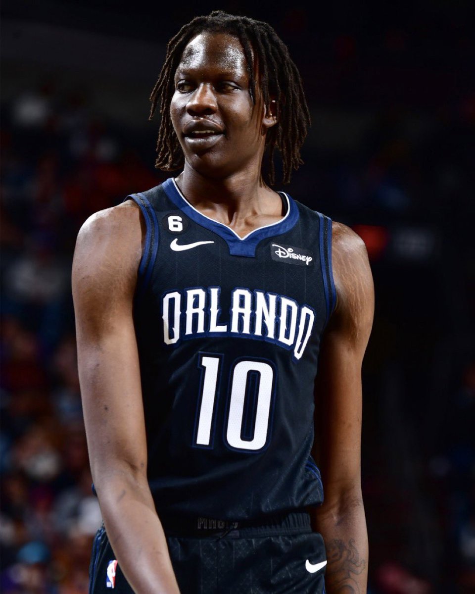 RT @NBAonTNT: Bol Bol has agreed on a one-year deal with the Phoenix Suns, per @wojespn https://t.co/0Q3QoWrh16