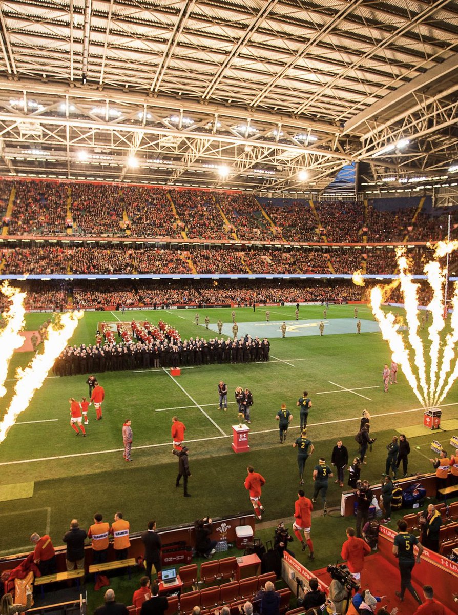 SportingVenues's tweet photo. This weeks stadium is #Wales’s @MilleniumStad. This impressive venue can seat 74,000 spectators. It also has a retractable roof that can be closed during inclement weather. The closed roof also helps to crest a noisy atmosphere that can be intimidating for visiting teams! https://t.co/Ad5U1LDaPm