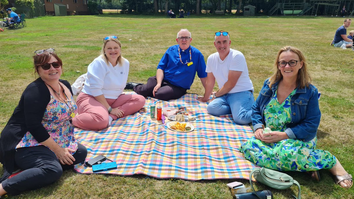 SPRING Support tweet media