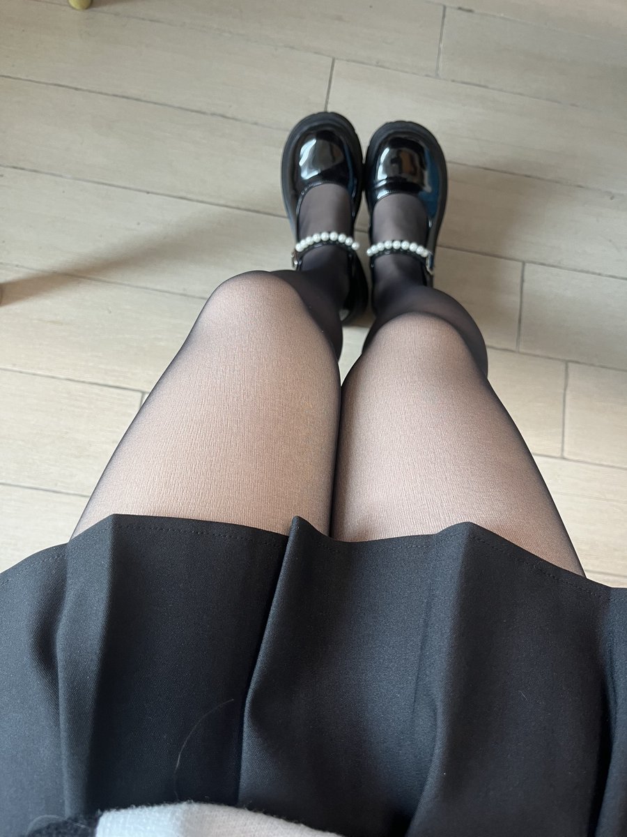 gulugulu_sss's tweet photo. 抱歉哦～人家有继续努力帮助你早泄诶～请宝宝放弃当正常男孩子的这个事情嘛～人家每次都有让你心满意足的舒服～宝宝也请努力早泄～这是人家唯一的要求～人家最喜欢你对着人家的大腿和鞋子自慰的样子了～虽然是猪猡贱狗的嘴脸～但是请继续发情❤️下去吧～人家超爱的哦～mua～💋 https://t.co/hHtUCVeV93