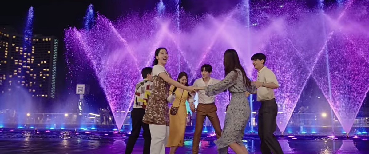 so this is where the six siblings squad came from 🥹🫶🏻 six of them were in Thailand together including roun
#KingTheLand
#KingTheLandEp10