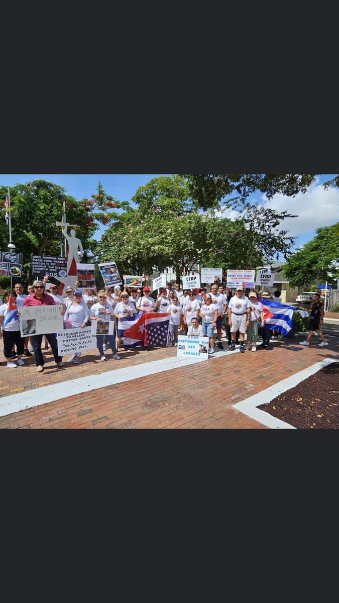 OiehkaU's tweet photo. @Americateve @POTUS @SecMayorkas @MarioJPenton Here we are gathered as parents raising our voices for our children and families, it's been 8 long years of waiting to get together, it's very sad, help us, we have approved all the processes #F2b  and we also put #I134A nothing yet https://t.co/txQk7XsUyI