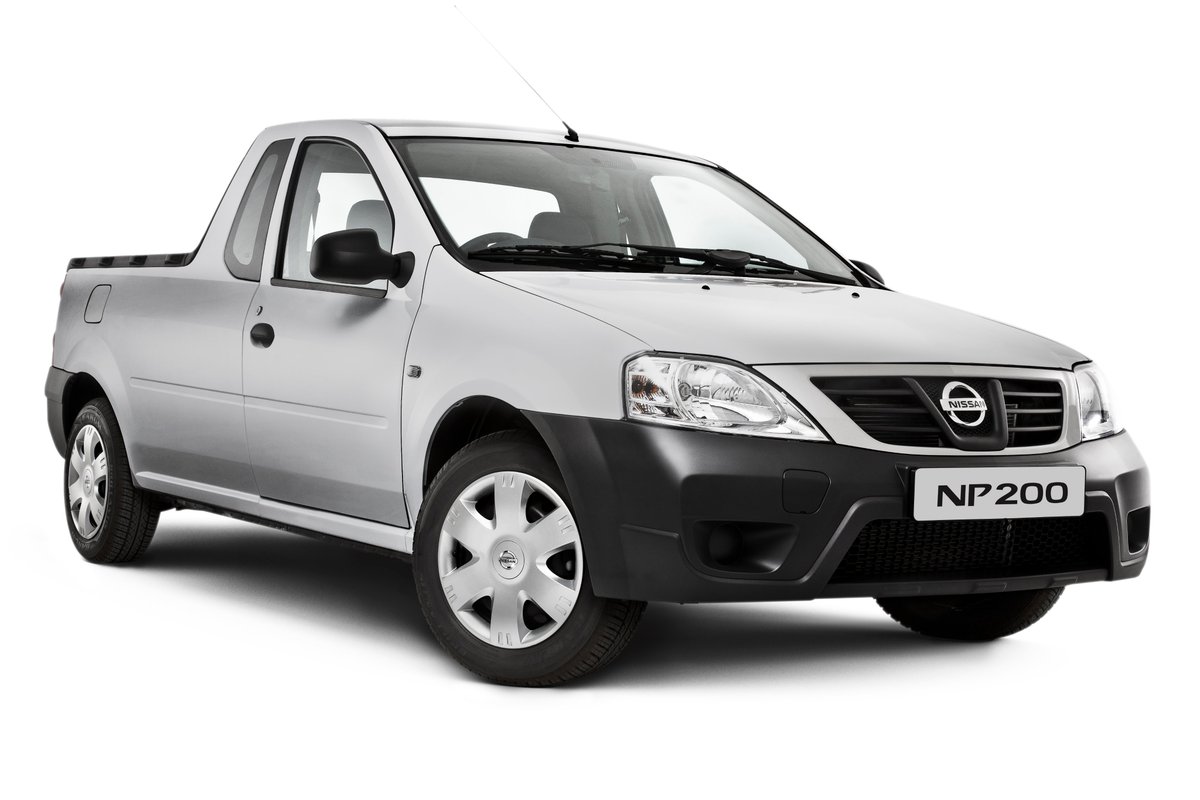 NissanMalawi's tweet photo. The Nissan NP200 offers a 300-litre storage space behind the seats for added convenience. Comes with a free 2-year/ 50 000km service plan and 3 year / 100 000 km warranty. 
#Nissanmalawi #nissan #NP200 #commercial https://t.co/9eLBicN5Ng