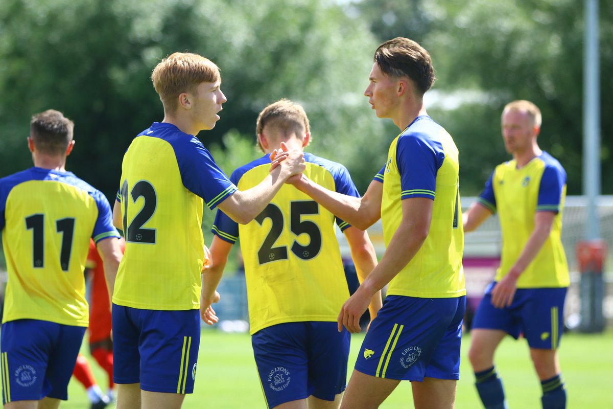 SolihullMoors's tweet photo. Mogzy Appreciation Tweet 🤌

Another accomplished performance from the man in the middle 🏃‍♂️ https://t.co/aZsrMhoJ0K