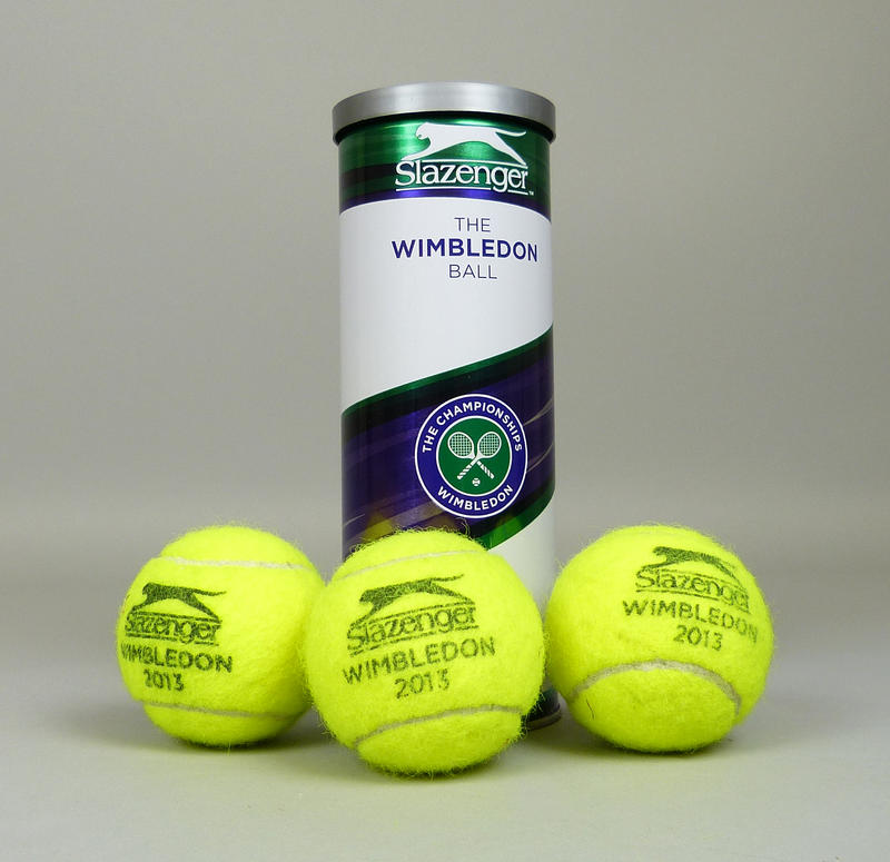 As we all await our new #GentlemensSingles Champion, we're also looking back on the 10 year anniversary of Andy Murray’s Wimbledon victory. Visit our Collections Online to see more memorabilia from the day. bit.ly/3NPlX2R
#AndyMurray #Wimbledon #TennisHistory
3m