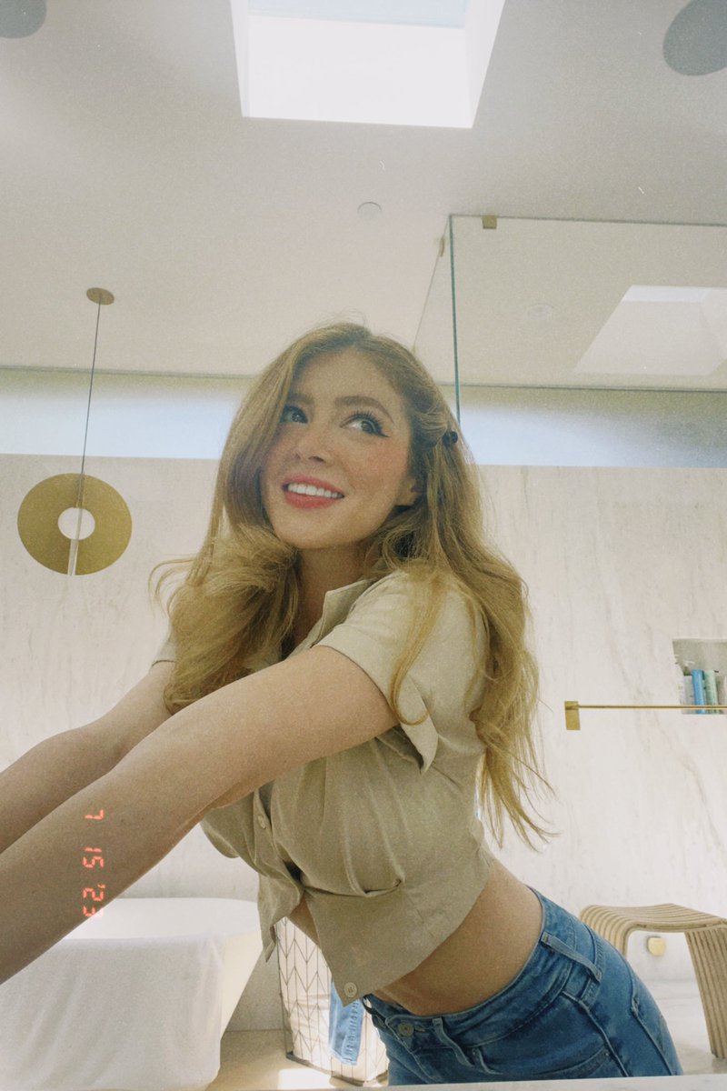 ChrissyCostanza's tweet photo. ✨🫶🏼 https://t.co/1QedmciLoe