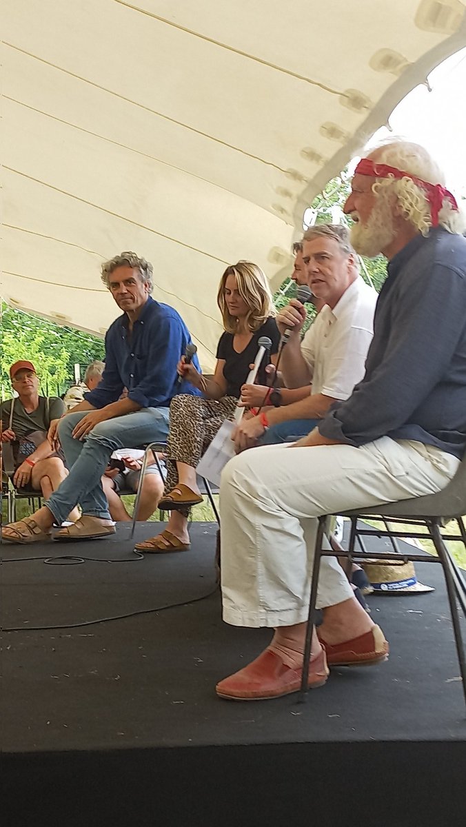 Daniel Herrero,  la légende nous a encore régalé aujourd'hui au festival international du journalisme avec <a href="/francoistrillo1/">Trillo Francois</a> et Amaia Cazenave.
Un bon moment.