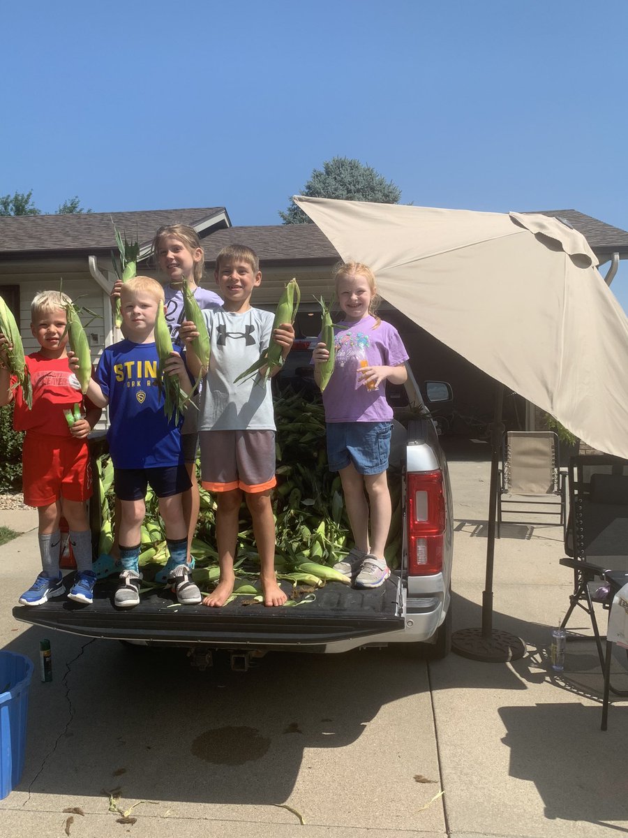 BrianMaronde's tweet photo. Come and buy some corn. Got great little helpers #CornCrew https://t.co/D13P53f8vo