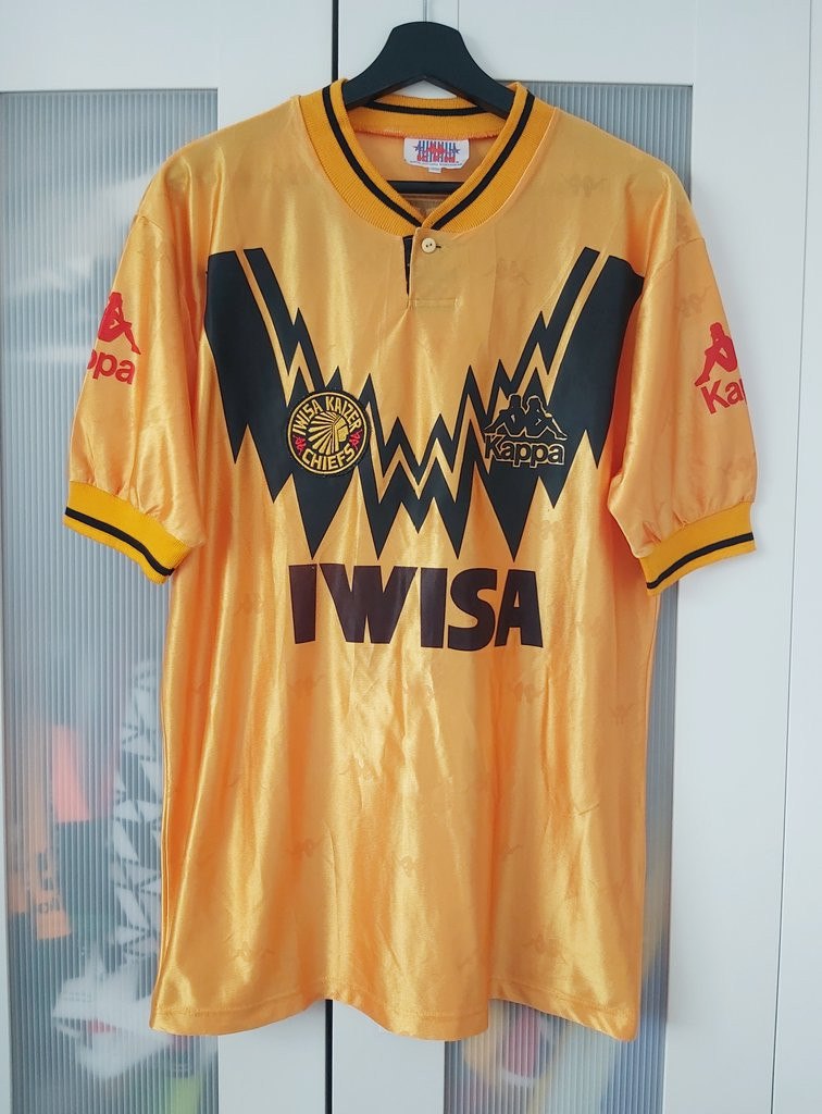 B_RexXx_'s tweet photo. So, I see a lot of jersey concepts that look very good, but don't follow the inspirations I think Kappa was going for.. so these would be my submissions. [Thread] https://t.co/GDYkAUvcbL