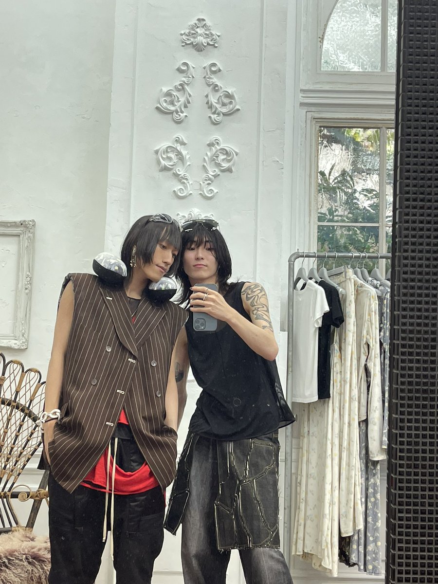 T44731980's tweet photo. MASU 24ss展示会行ってきた。
パンツカッコ良すぎてオーダーしちゃったよ https://t.co/L9dc8olBd2