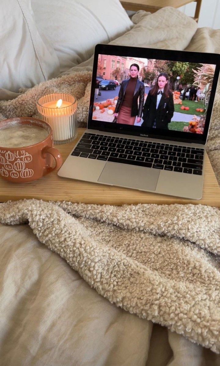 can’t wait until gilmore girls rewatch season in the fall