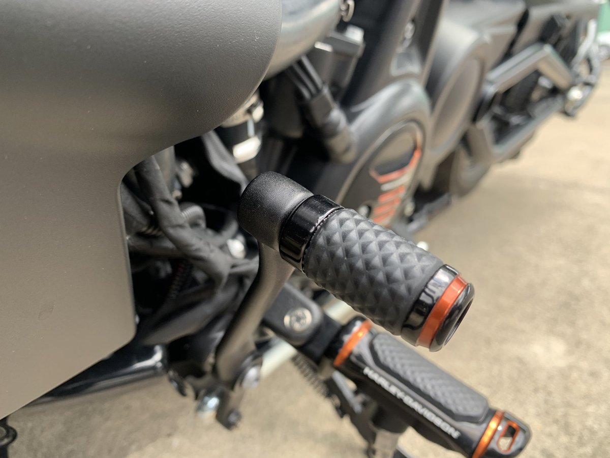 hd_owarikiyosu's tweet photo. RH1250S

みんな大好き「Adversary collection」

#iamcustom
#2023年モデル
#120anniversary
#HD尾張清須
#ハーレーダビッドソン 
#ハーレー
#ハーレーダビッドソン尾張清須
#harleydavidson
#harley
#清須 
#愛知県
#ディーラー
#ハーレーディーラー
#みんなで買おうハーレーダビッドソン https://t.co/ThYtXq1O3k