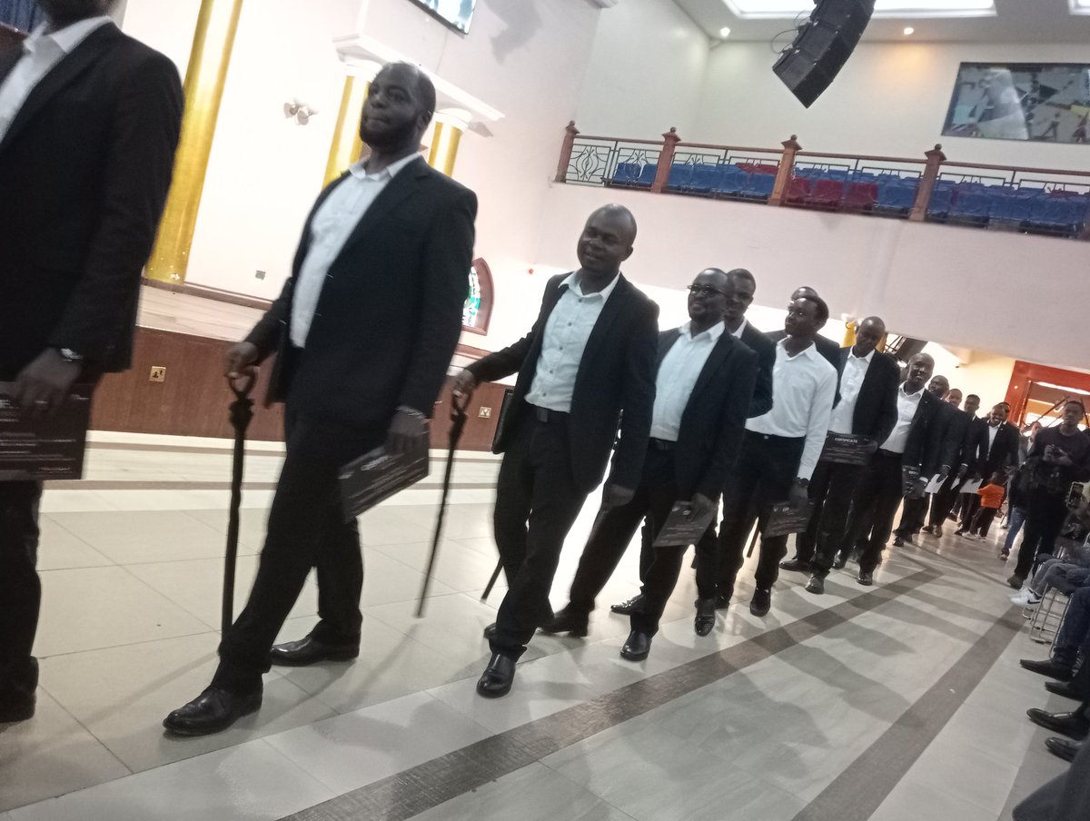 smbevi's tweet photo. Proud to be part of the pass out parade of #Batalion 33 at All saints Cathedral. May these men bring forth their masculinity to humbly serve their families, friends and the society at large. Congrats men! Be strong, serve like men and follow God (1Kings 2:1-3) May you be elders! https://t.co/FkzLPz2Whw