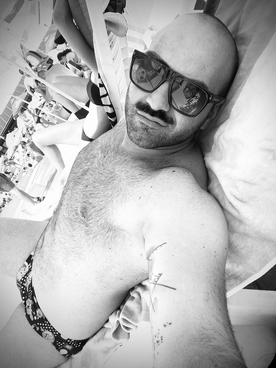 temnilov's tweet photo. Beach time 
#beach #beachbody #relaxing #summer2023 #gay #man #moustache #bearman #hairybeardedcub #hairy https://t.co/4mIKwG6IjH