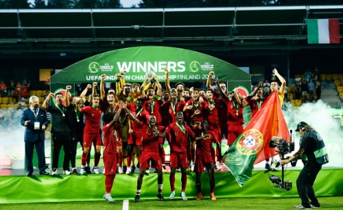 PortuGoal1's tweet image. Portugal take on Italy in the U19 European Championshp final in Malta this evening. The Seleção have won this title once before, in 2018, when in the final they beat... Italy! portugoal.net/selecao/907-po…