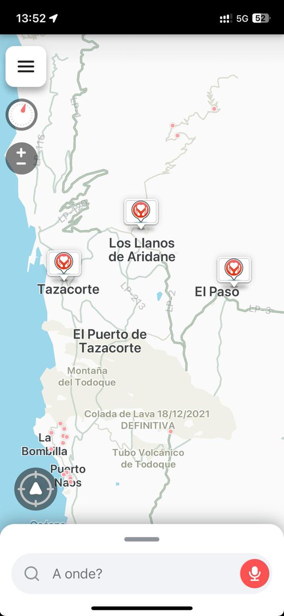 waze_espana's tweet photo. Todo nuestro apoyo para La Palma.
Nuestro equipo de usuarios está marcando las carreteras cortadas por el incendio y los refugios habilitados con el apoyo de #WazeCrisisResponse https://t.co/Q5C5K5VrDN