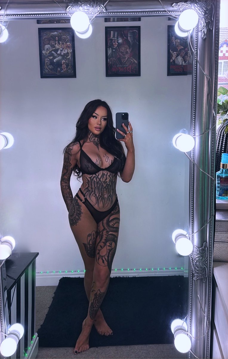 RT for a free trial to my onlyfans (yes really)