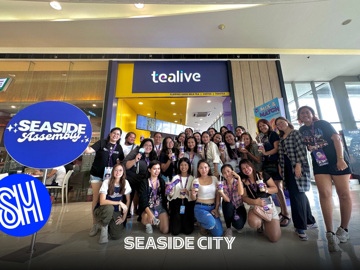 SMSeasideCebu's tweet photo. ICYMI: Once of Cebu, Seventeen Cebu, Enhypen Cebu, Armys of Cebu, and A’Tin Cebu had a fun-filled #CoffeeTimeAtSM as they celebrated their favorite groups at the Seaside Assembly: Cup Sleeve events this weekend! ✨🤩🕺🏻
#EverythingsHereAtSM #AWorldOfExperienceAtSM https://t.co/nyKSLbRnhR