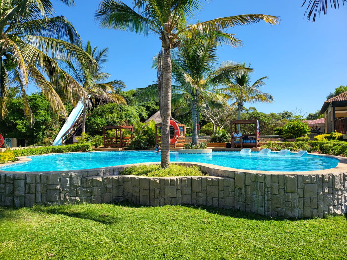BrianTravelTour's tweet photo. The best time to visit Mozambique

June to October is the dry season, with often perfect tropical weather: clear skies, plenty of sun, and almost no rain. This is the best time for most people to visit Mozambique. https://t.co/wXbwVLoHeJ