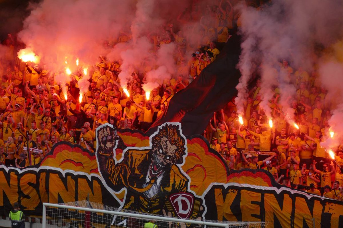 101ULTRAS's tweet image. 🇪🇺 Dynamo Dresden in Prague for a friendly match against Slavia 16/07/2023