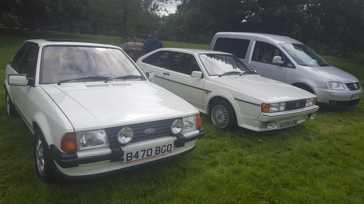 Vaz21214's tweet image. The car is the star.