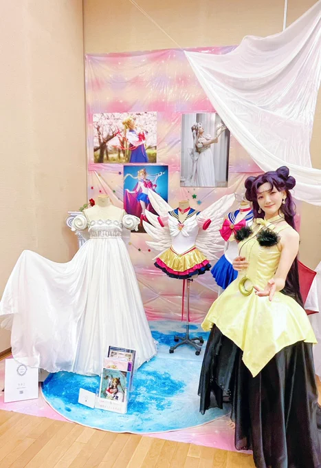弾丸うさこさんのお展示見に行くんだゾツアーしてきた!!(どこぞののおかげで本人に筒抜けだった模様)  「うさぎちゃんの軌跡の語り部としてルナの衣装に身を包みました」って仰っててはわーってなった(語彙力)