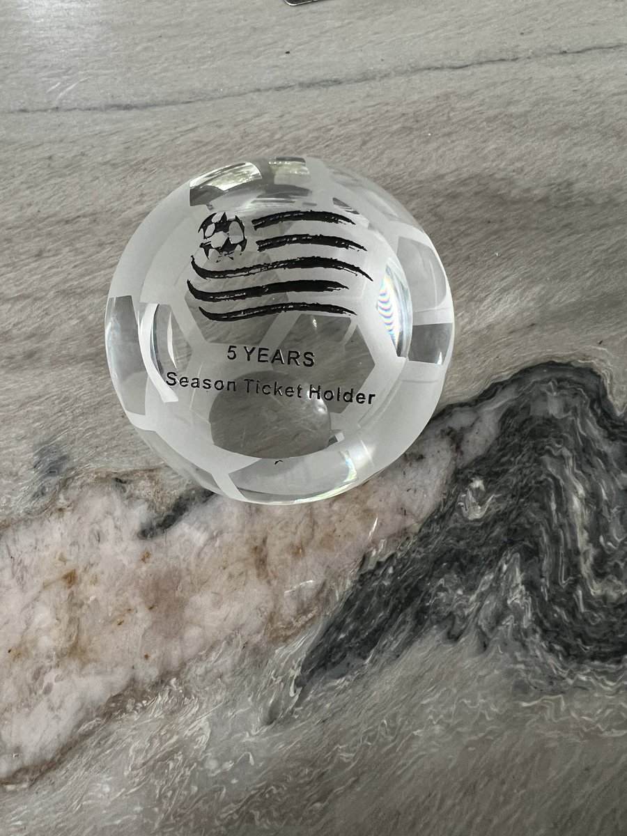 TheAnime_Stoner's tweet image. It’s offical @NERevolution is going back to the crayon flag! 😂😂Thanks for last night! I’m looking forward to another 5 years. Thank you @NERebellion for making these games so special to me! #NERevs #NETID #RebelFamily