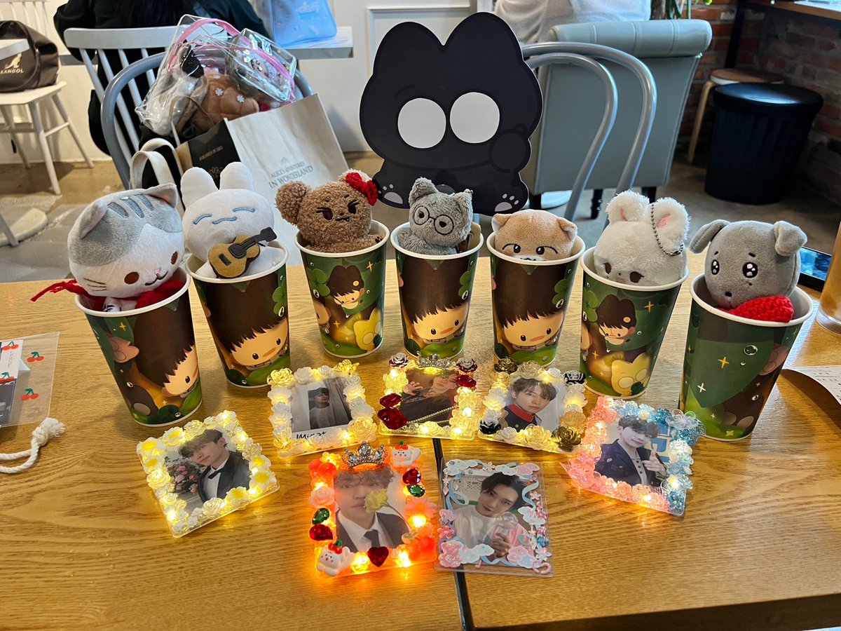 #사진_속_캐럿틴의_웃음이_다야