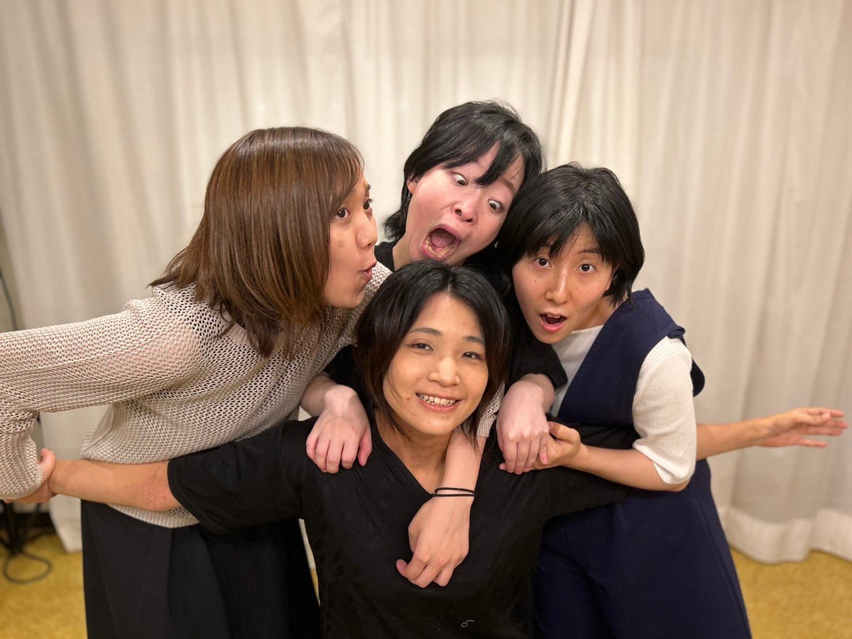 maki_engeki's tweet photo. #お手合わせ 全ステージ終演しました✨
冠婚葬祭4つの物語
それぞれの魅力があって
そして4つの物語の中で少しずつ変化や成長を遂げていくでみはるのキャラがとても素敵でした！！

皆々様お疲れ様！
そして皆々様ご来場誠にありがとうございました😊

音響照明楽しかった！ https://t.co/f3SDH9lHX6