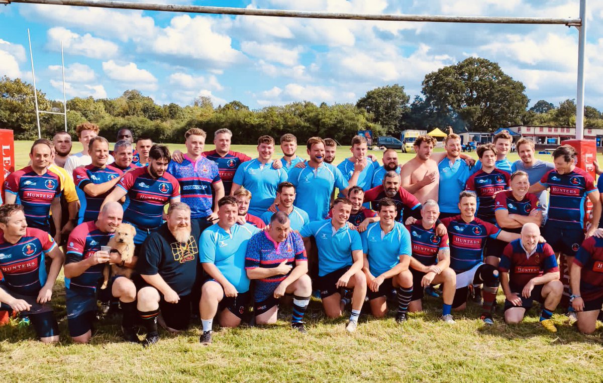 HadleysComment's tweet photo. Gt day down at @BarnetElizRFC field of dreams. The old groovers (sorry, ‘Hall of Famers’) got boots out from their sheds & lofts for a lung bursting run around for a gt cause - @ParkinsonsUK. Miraculously, the old guard held young guns to a 21-21 draw. Life in the old dogs yet… https://t.co/61dzHrFl51