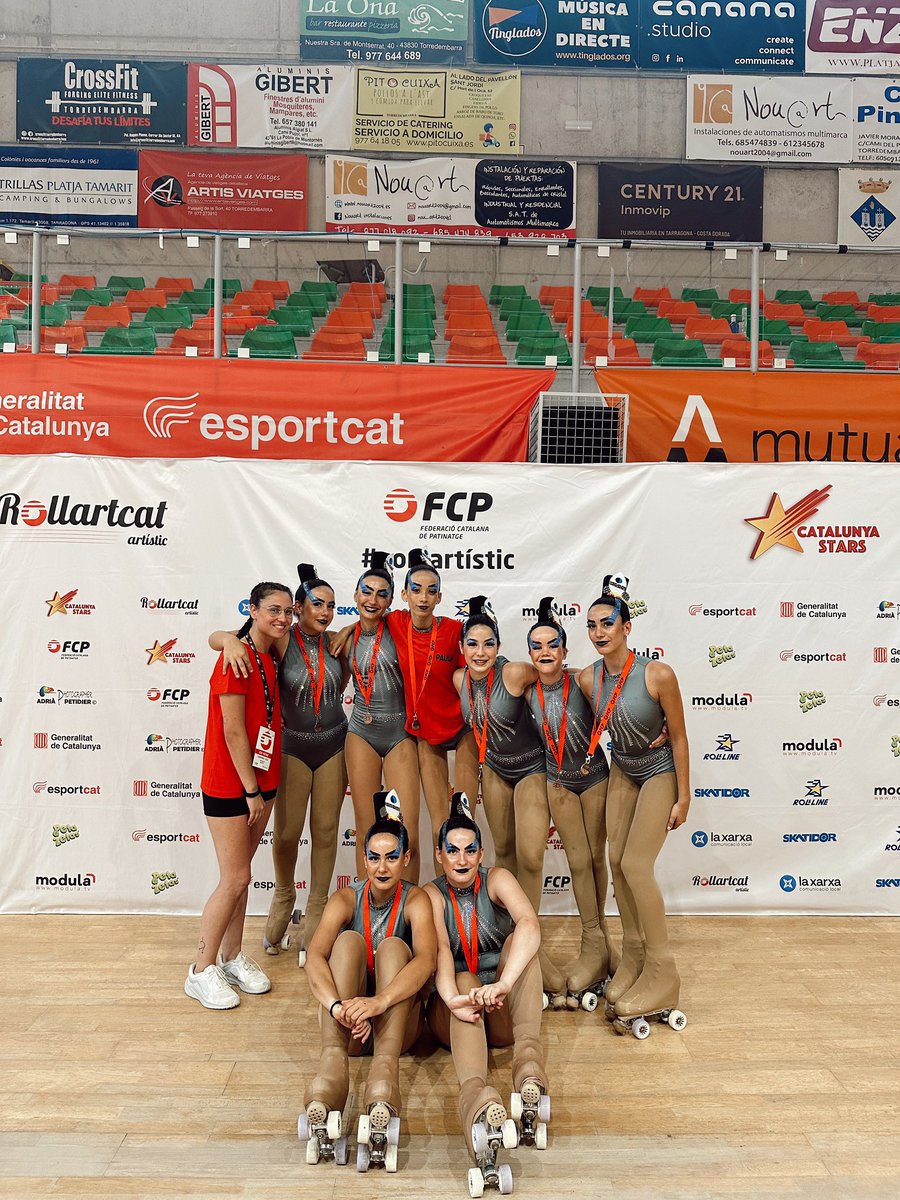 cptordera's tweet photo. CONTINUEM TOP 10 CATALUNYA UN ANY MÉS😍👏🏻✨

Campionat de Catalunya 2023!

#elclubdesempre @Aj_Tordera @RadioTordera @onamaresme @FCPatinatge @fecapa_artistic https://t.co/xYRo0rATEj