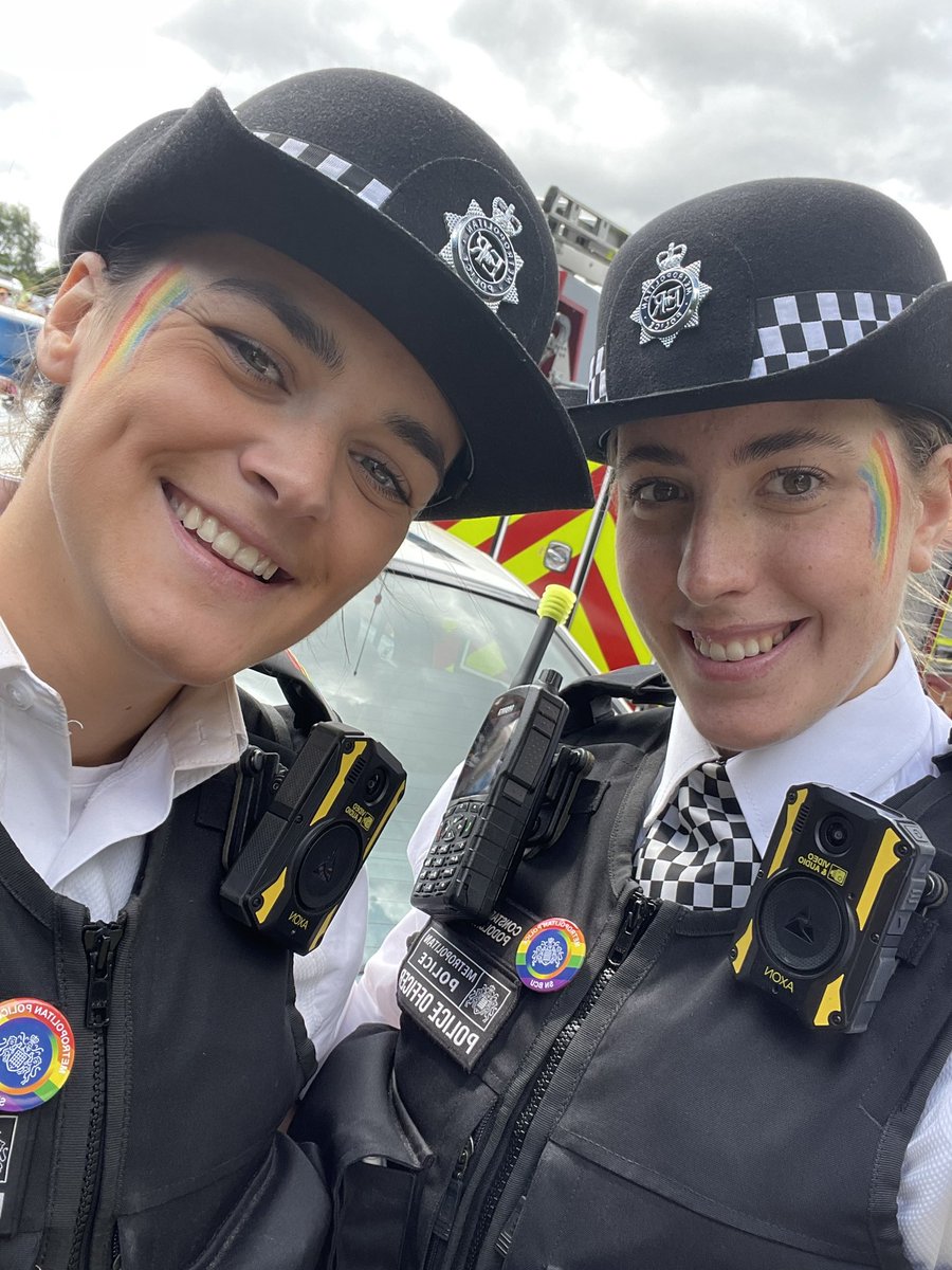 Yesterday whilst on a rest day, PC PODOLSKY volunteered to take part in Croydon Pride to support the LGBTQ+ community at Wandle Park. Everyone came together to show diversity and culture, what an amazing day 🏳️‍🌈 <a href="/MPSSutton/">South Area - Sutton MPS</a> <a href="/MPSCroydon/">South Area - Croydon MPS</a> <a href="/croydonpride/">Croydon Pride</a> #CroydonPride
