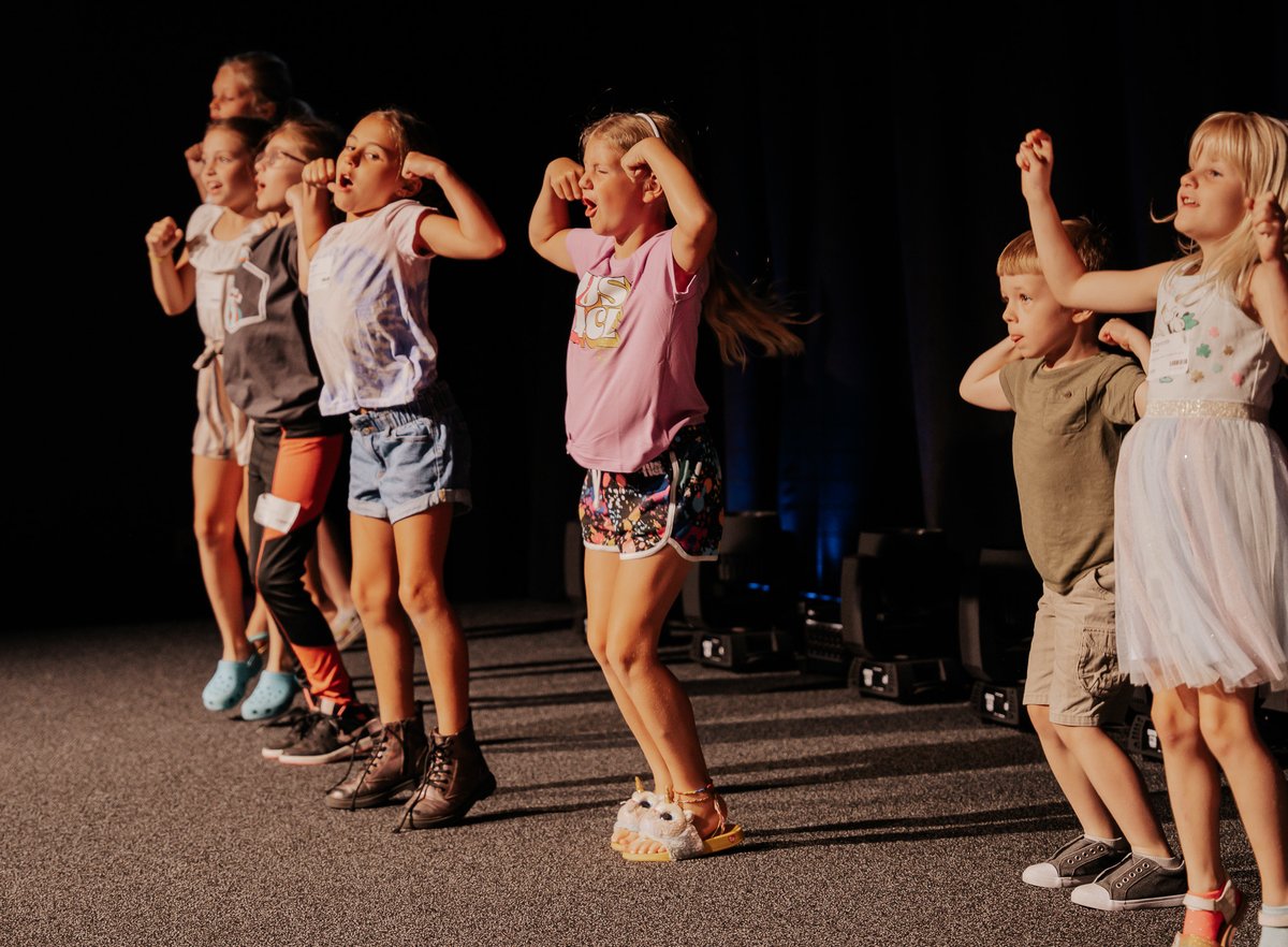 Lakeland Community Church tweet media