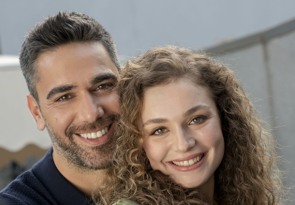 reytingdiziii's tweet photo. #AşkınTarifi #kadirdogulu #firnaz @kadirdogulu çok güzel 😍😍 https://t.co/3cQsssolJe