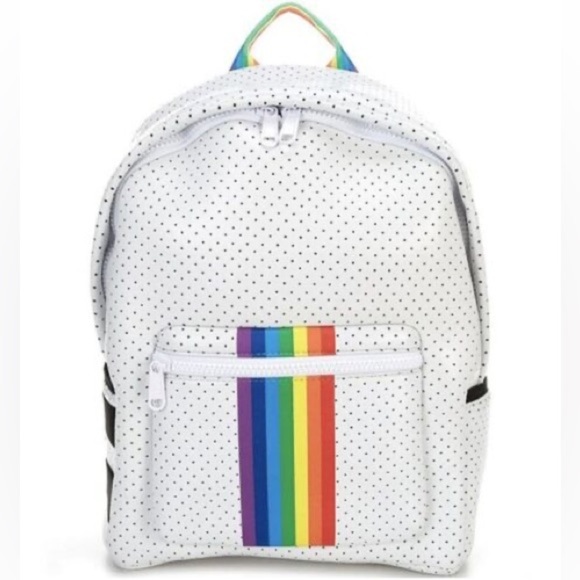 So good I had to share! Check out all the items I'm loving on <a href="/Poshmarkapp/">Poshmark</a> from <a href="/SQSQallday/">sellquickshipquick</a> #poshmark #fashion #style #shopmycloset #lanebryant #freepeople #parkerhyde: posh.mk/m1GDZQxRtBb