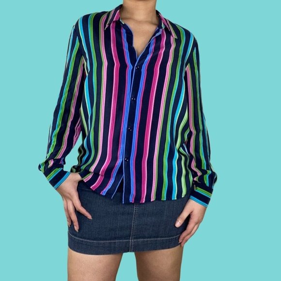 Timeless_Fancy's tweet photo. So good I had to share! Check out all the items I'm loving on @Poshmarkapp from @melissakay1977 #poshmark #fashion #style #shopmycloset #evanpicone #chicos: https://t.co/1aTZZgKwy4 https://t.co/1EW6pIRTKs