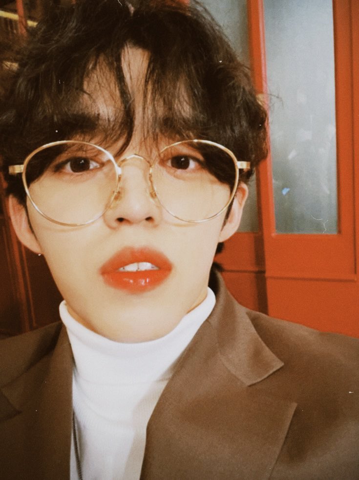 SEUNGCOUPSE's tweet photo. ❝!¡ in the shadow of the same light, i’ll hold you wherever… ❞

↳ choi seungcheol, 2.23 shadow.

[ #CSD #CaratSelcaDay #SCOUPS #에스쿱스 #SEVENTEEN @pledis_17 ] https://t.co/GsHkLnGtnG