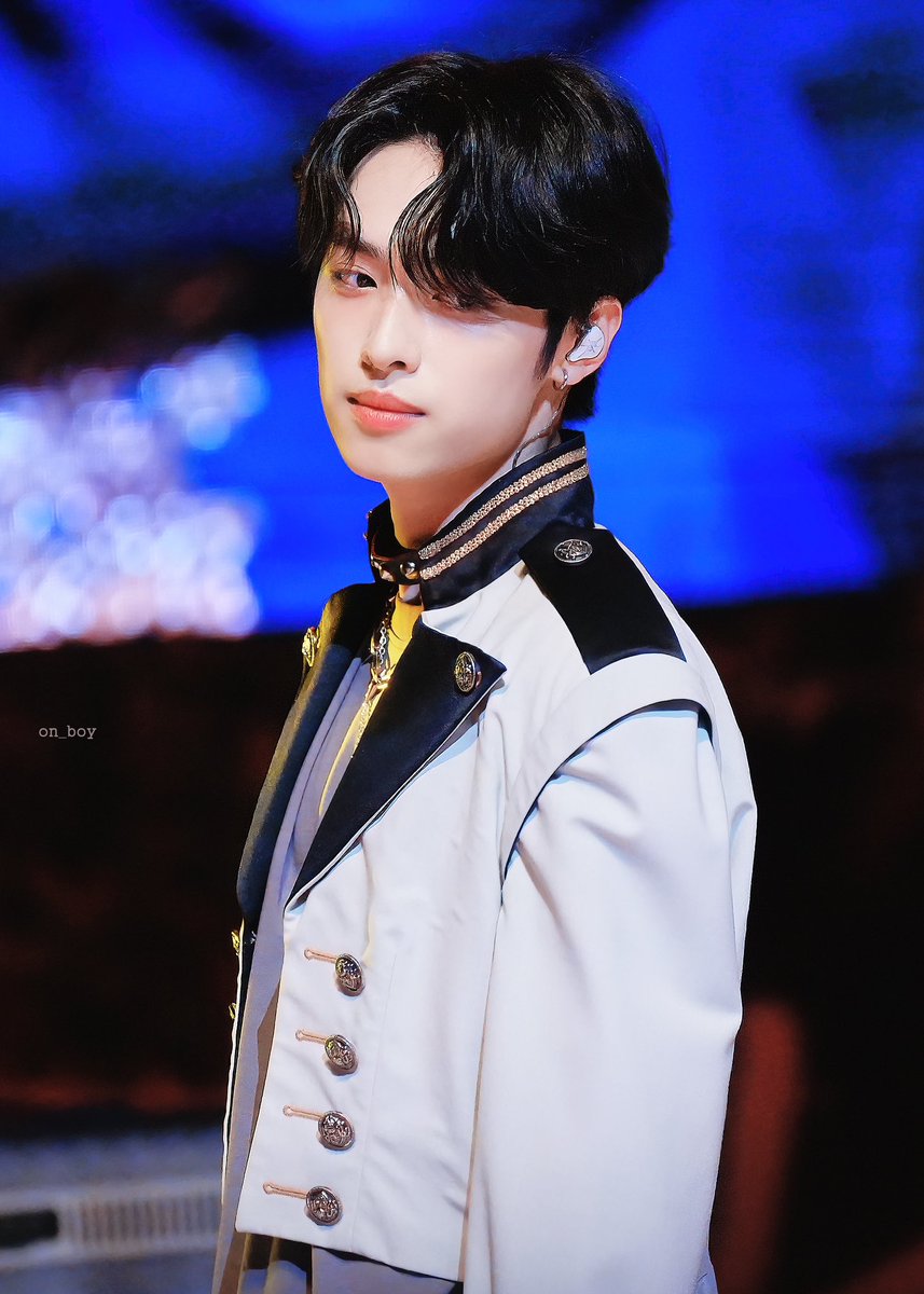 gaon_tomboy's tweet image. 230716 팬미팅

드디어봤다 가온이

#XdinaryHeroes #GAON #엑스디너리히어로즈 #가온 #곽지석