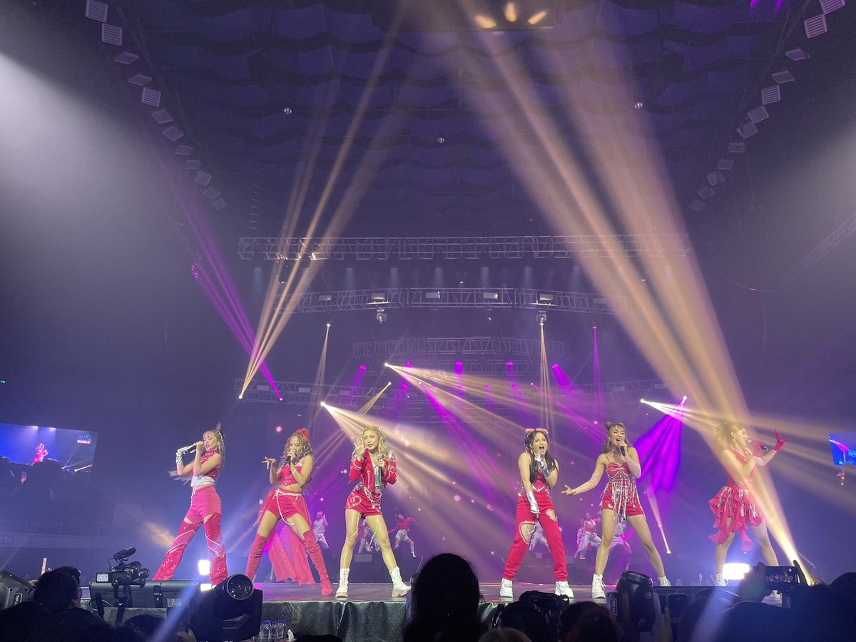 viva_records's tweet photo. PASABOG! ❤️🔥

#PPOPGENxPPOPCON2023 https://t.co/EYIxWqBV6J